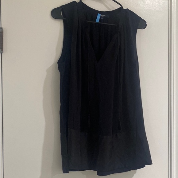 Madewell Tops - Madewell silk sleeveless top